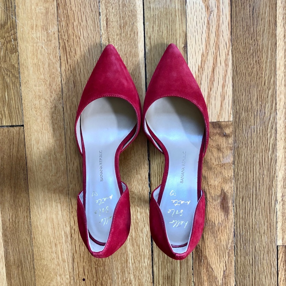Banana Republic Alicia Heels, Red, Size 8.